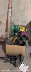 MaxSold Auction: Solar Garden Lights, Landscape Edging, Stakes B - London (Ontario, Canada) PARTNER MANAGED Estate Sale Online Auction - Brixham Crescent