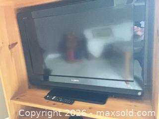 MaxSold Auction: Sony TV. B - London (Ontario, Canada) PARTNER MANAGED Estate Sale Online Auction - Brixham Crescent