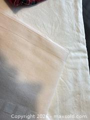 MaxSold Auction: Tablecloths.   A - London (Ontario, Canada) PARTNER MANAGED Estate Sale Online Auction - Brixham Crescent