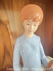 MaxSold Auction: Vintage Ceramic Figurine.  A - London (Ontario, Canada) PARTNER MANAGED Estate Sale Online Auction - Brixham Crescent
