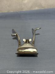 MaxSold Auction: Vintage ACE Allover Mfg. Co Barber Hand Clippers Racine WI. No. 0 - Ottawa (Stittsville)(Ontario, Canada) SELLER MANAGED Downsizing Online Auction - Heritage Grove Crescent