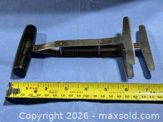 MaxSold Auction: Vintage Foley Stainless Steel Kitchen Chopper - Ottawa (Stittsville)(Ontario, Canada) SELLER MANAGED Downsizing Online Auction - Heritage Grove Crescent