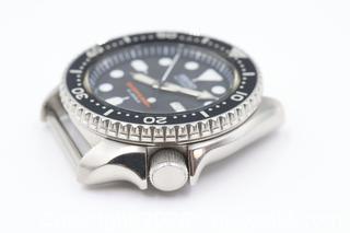 MaxSold Auction: Seiko Diver's 200 Automatic Dive Watch - Vaughan (Ontario, Canada) PARTNER MANAGED Reseller Online Auction - Steeles Avenue West Suite