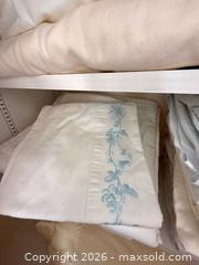 MaxSold Auction: King Cotton Bedding: Fitted Sheets, Pillowcases, Blanket - Pleasant Hill (California, USA) PARTNER MANAGED Blackhawk Estate Sale Online Auction - Contra Costa Boulevard