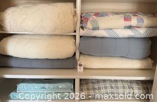 MaxSold Auction: LinenSource & Vintage Cotton Quilts/Comforters - King & Twin - Pleasant Hill (California, USA) PARTNER MANAGED Blackhawk Estate Sale Online Auction - Contra Costa Boulevard