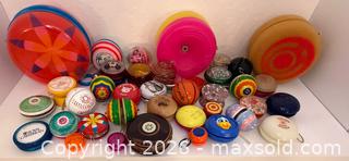 MaxSold Auction: Lot of 30+ Yo-Yos: Duncan, Tico & Various Brands - Pleasant Hill (California, USA) PARTNER MANAGED Blackhawk Estate Sale Online Auction - Contra Costa Boulevard