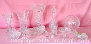 MaxSold Auction: Lot of Clear Cut Crystal Vases, Decanters, Bowls, Baccarat, Waterford & More - Pleasant Hill (California, USA) PARTNER MANAGED Blackhawk Estate Sale Online Auction - Contra Costa Boulevard