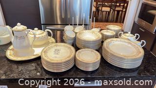 MaxSold Auction: Aynsley Henley Bone China Dinnerware & Tea Set B - Toronto (Ontario, Canada) Estate Sale Online Auction - Sheppard Avenue East (CONDO)