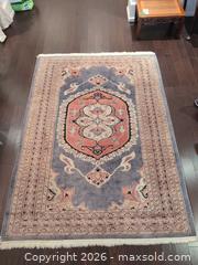 MaxSold Auction: Rectangular Blue, Pink & Ivory Medallion Oriental Area Rug D - Toronto (Ontario, Canada) Estate Sale Online Auction - Sheppard Avenue East (CONDO)