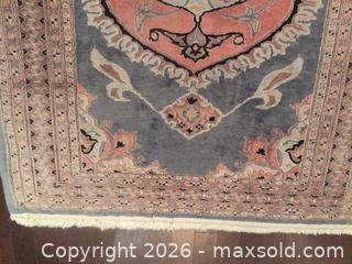MaxSold Auction: Rectangular Blue, Pink & Ivory Medallion Oriental Area Rug D - Toronto (Ontario, Canada) Estate Sale Online Auction - Sheppard Avenue East (CONDO)