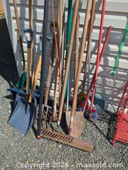 MaxSold Auction: Assorted Garden and Snow Tools, 6–10 Pieces - Langford (British Columbia, Canada) PARTNER MANAGED Moving Online Auction - Hull Road