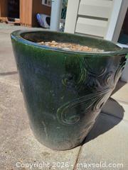 MaxSold Auction: Dark Green Glazed Ceramic Planter, Medium - Langford (British Columbia, Canada) PARTNER MANAGED Moving Online Auction - Hull Road
