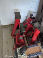 MaxSold Auction: Zenith Battery Charger, Dolly, Jack Stands & Hand Tools and more - Langford (British Columbia, Canada) PARTNER MANAGED Moving Online Auction - Hull Road