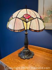 MaxSold Auction: Tiffany-Style Table Lamp - The Blue Mountains (Ontario, Canada) SELLER MANAGED Estate Sale Online Auction - Cortina Crescent