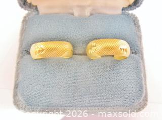 MaxSold Auction: 10K Gold Hoop Earrings  - Aurora (Ontario, Canada) PARTNER MANAGED Downsizing Online Auction - Murray Drive