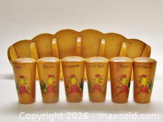 MaxSold Auction: 1950's Wooden Rooster-Themed Spice Set  - Aurora (Ontario, Canada) PARTNER MANAGED Downsizing Online Auction - Murray Drive