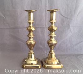 MaxSold Auction: Antique Brass Candlesticks from Scotland - Aurora (Ontario, Canada) PARTNER MANAGED Downsizing Online Auction - Murray Drive
