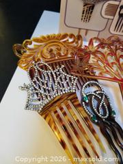MaxSold Auction: Softbound Book "Collector's Guide To Hair Combs" & 5 Antique/Vintage Combs  - Aurora (Ontario, Canada) PARTNER MANAGED Downsizing Online Auction - Murray Drive