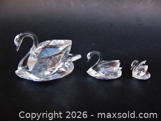 MaxSold Auction: Three Crystal Swans, Two Swarovski   - Aurora (Ontario, Canada) PARTNER MANAGED Downsizing Online Auction - Murray Drive