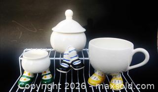 MaxSold Auction: Vintage Carlton Ware Walking Ware  - Aurora (Ontario, Canada) PARTNER MANAGED Downsizing Online Auction - Murray Drive