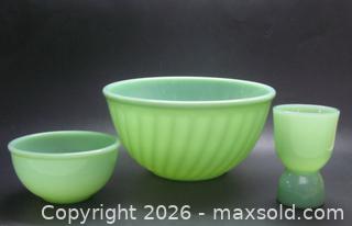 MaxSold Auction: Vintage Fire King Jadeite  - Aurora (Ontario, Canada) PARTNER MANAGED Downsizing Online Auction - Murray Drive