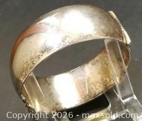 MaxSold Auction: Vintage  Sterling Bangle Bracelet  - Aurora (Ontario, Canada) PARTNER MANAGED Downsizing Online Auction - Murray Drive