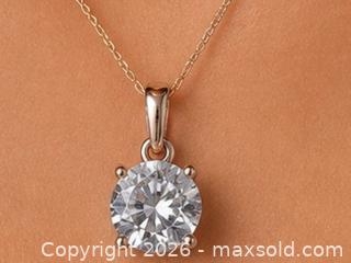 MaxSold Auction: 10K Lab Diamond(1.03ct) Pendant  - Toronto (Ontario, Canada) PARTNER MANAGED Downsizing Online Auction - Younge Street