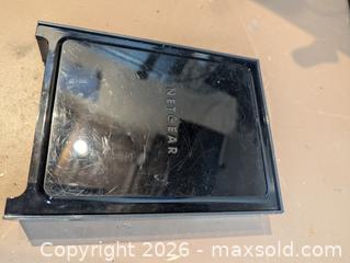MaxSold Auction: Netgear wifi router - Russell (Ontario, Canada) SELLER MANAGED Downsizing Online Auction - Craig Street