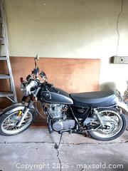 MaxSold Auction: Yamaha SR Series Motorcycle, Gray/Charcoal — Single-Cylinder Manual - Does Not Run - VIN: JYARH04Y3FA000265 - Los Angeles (California, USA) PARTNER MANAGED Estate Sale Online Auction - Hillsboro Drive