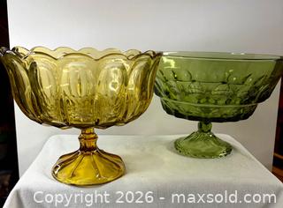 MaxSold Auction: (2) Vintage Glass Bowls - Burlington (Ontario, Canada) SELLER MANAGED Estate Sale Online Auction - Bellwood Avenue