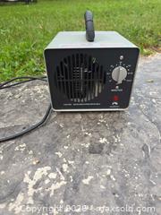 MaxSold Auction: Hunter Pure Ozone Generator / Air Purifier - South Frontenac (Ontario, Canada) SELLER MANAGED Downsizing Online Auction - Bank Street