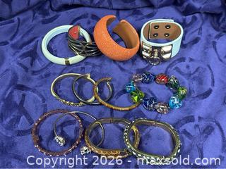 MaxSold Auction: 12 Unique Fashion Bracelets Giant Lot  - Idaho Springs (Colorado, USA) PARTNER MANAGED Estate Sale Online Auction - Idaho Street