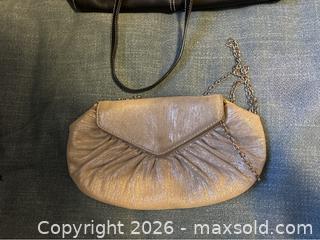 MaxSold Auction: Lot of 6 Purses - Milton (Ontario, Canada) SELLER MANAGED Downsizing Online Auction - Laking Terrace