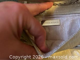 MaxSold Auction: Lot of 6 Purses - Milton (Ontario, Canada) SELLER MANAGED Downsizing Online Auction - Laking Terrace