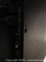 MaxSold Auction: 75-inch LED/LCD Smart TV - Ottawa (Ontario, Canada) SELLER MANAGED Downsizing Online Auction - Newport Crescent