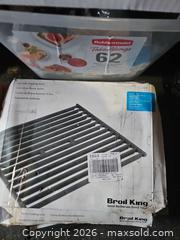 MaxSold Auction: Broil King Cast Iron Porcelain-Coated Grill Grates, Pair - Ottawa (Ontario, Canada) SELLER MANAGED Downsizing Online Auction - Newport Crescent
