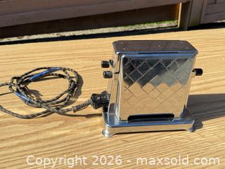 MaxSold Auction: H&S Products Vintage Two-Slice Chrome Electric Toaster - Saanich (British Columbia, Canada) SELLER MANAGED Downsizing Online Auction - Dunsterville Avenue