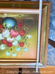MaxSold Auction: Original Oil on Canvas Floral Still Life, Signed "Nina" - Las Vegas (Nevada, USA) PARTNER MANAGED Estate Sale Online Auction - South 16th Street