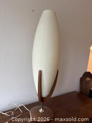 MaxSold Auction: Mid Century Modern Lamp - Markham (Ontario, Canada) PARTNER MANAGED Downsizing Online Auction - Trelawny Road