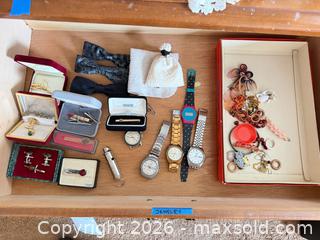 MaxSold Auction: Wristwatches and Jewelry B - Palmer Township (Pennsylvania, USA) PARTNER MANAGED Estate Sale Online Auction - High Point Ct