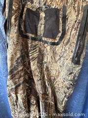 MaxSold Auction: Fieldline Men's Chest Waders, Size L, Boot 11, Camouflage - Mattapoisett (Massachusetts, USA) SELLER MANAGED Moving Online Auction - Crystal Spring Road