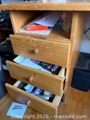 MaxSold Auction: Solid Wood desk - Toronto (Ontario, Canada) SELLER MANAGED Downsizing Online Auction -  Bathurst Subway Station (CONDO)