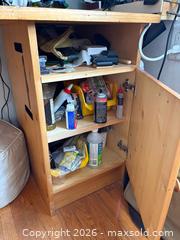 MaxSold Auction: Solid Wood desk - Toronto (Ontario, Canada) SELLER MANAGED Downsizing Online Auction -  Bathurst Subway Station (CONDO)