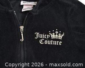 MaxSold Auction: Juicy Couture Girls Velour Zip-Up Hoodie - Size 5 - Toronto (Ontario, Canada) SELLER MANAGED Downsizing Online Auction - Dovercourt Road