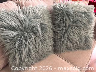 MaxSold Auction: Pair of Shaggy Faux Fur Decorative Throw Pillows - Dusty Blue - Toronto (Ontario, Canada) SELLER MANAGED Downsizing Online Auction - Dovercourt Road