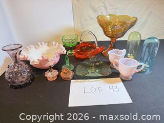 MaxSold Auction: Mixed Vintage Milk & Carnival Glassware Lot - Morgan Hill (California, USA) SELLER MANAGED Estate Sale Online Auction - Oak Glen Avenue