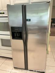 MaxSold Auction: Frigidaire Stainless Steel Side-by-Side Refrigerator - Fayetteville (Georgia, USA) SELLER MANAGED Estate Sale Online Auction - East Camelot Drive