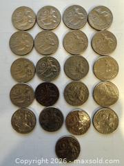 MaxSold Auction: Collection of 21 Bicentennial Quarters  - Mountain View (California, USA) SELLER MANAGED Downsizing Online Auction - Awalt Drive