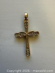 MaxSold Auction: Gold Cross with Diamonds Pendant - Mountain View (California, USA) SELLER MANAGED Downsizing Online Auction - Awalt Drive
