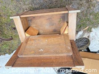 MaxSold Auction: Entryway bench lot 114 - Elgin (Ontario, Canada) SELLER MANAGED Estate Sale Online Auction - Main Street